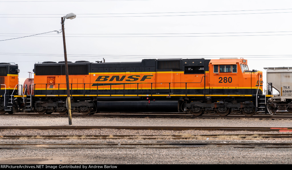 BNSF 280